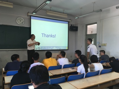 劉世界教授為我院中外合作辦學“生物工程”專業(yè)新生點亮專業(yè)之路